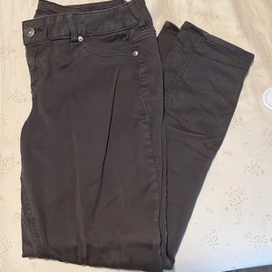 Dark grey jeggings